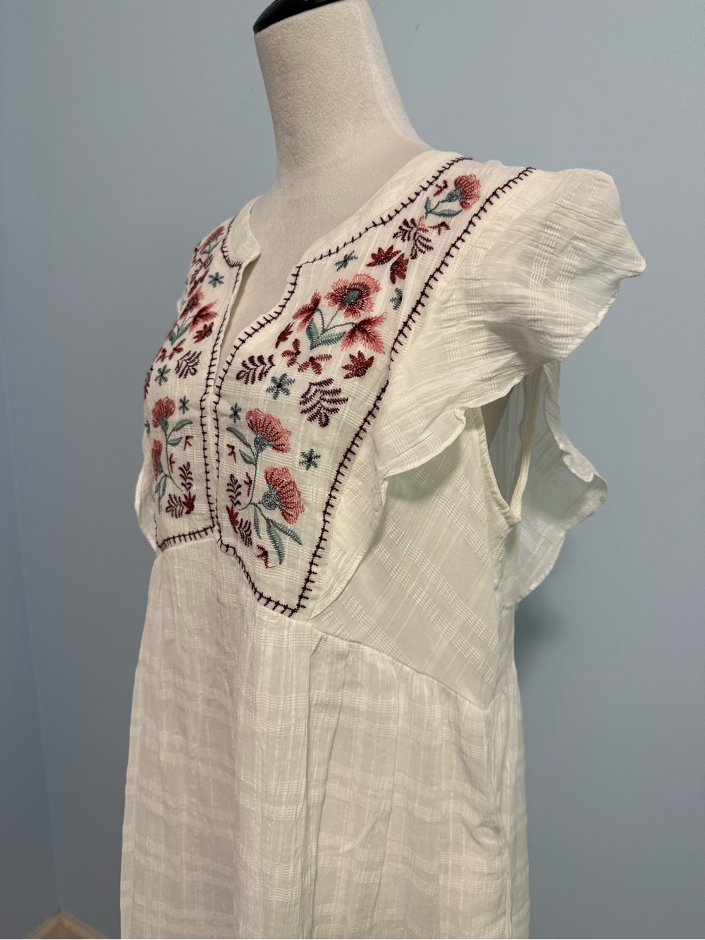 Sonoma Women’s Embroidered Tiered White Dress Size 0X - Picture 3 of 7